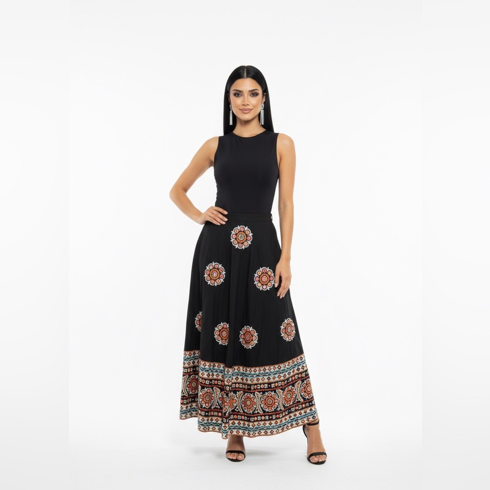 Elegant Black Midi skirt with Floral Accents